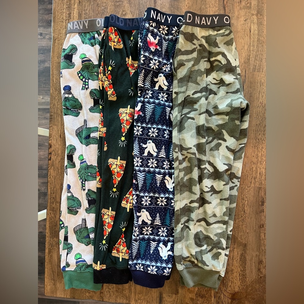 Old Navy boys Pajama Bottoms Set of 4